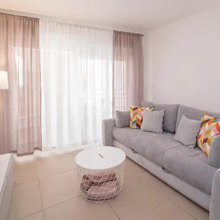 Apartment Ella Umag