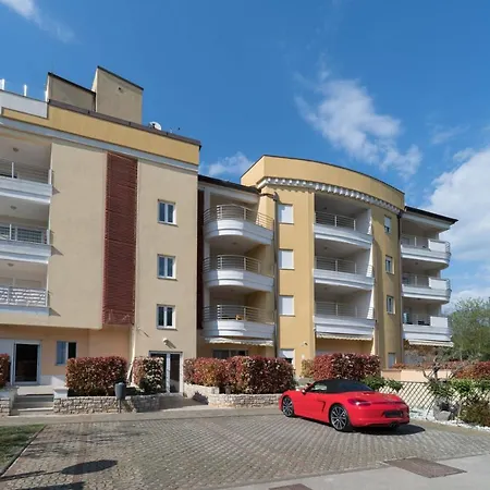 Apartment Ella